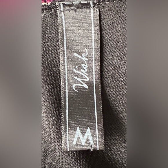 🔥 Hot Sale 🛍️ Wish Women’s Size Medium Dress - Picture 2 of 2